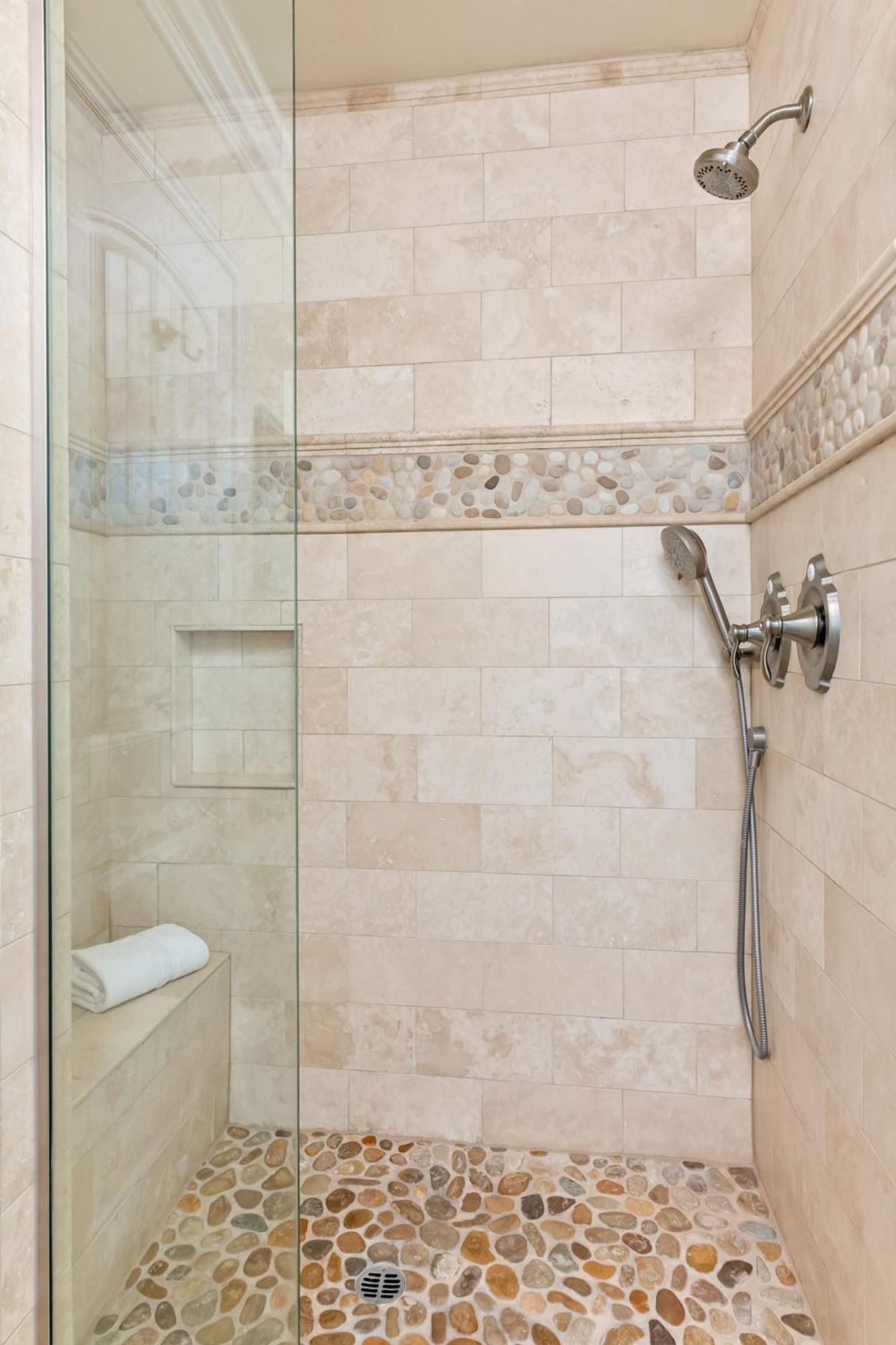Mission Oceanfront 2br