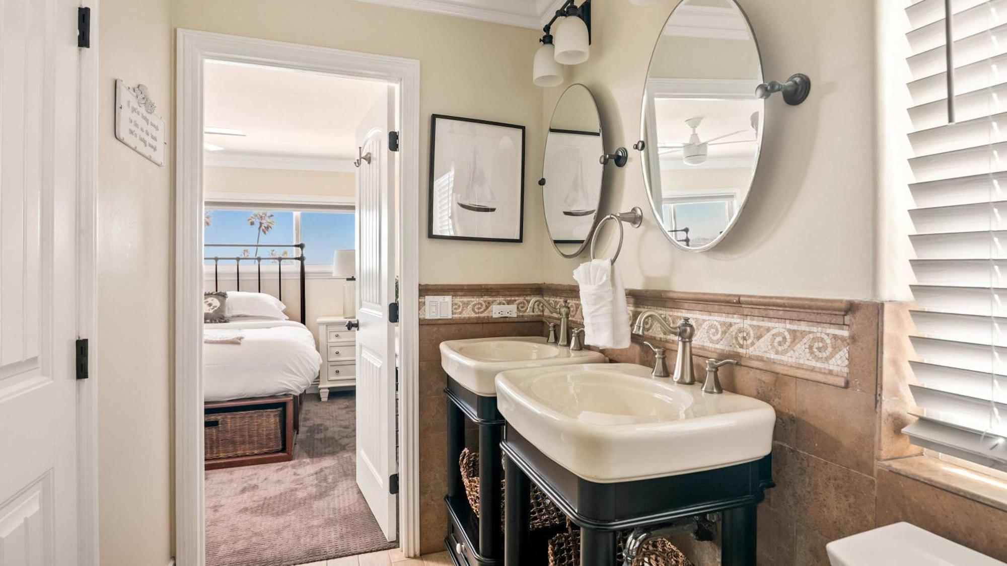 Holiday home Mission Oceanfront 2br *