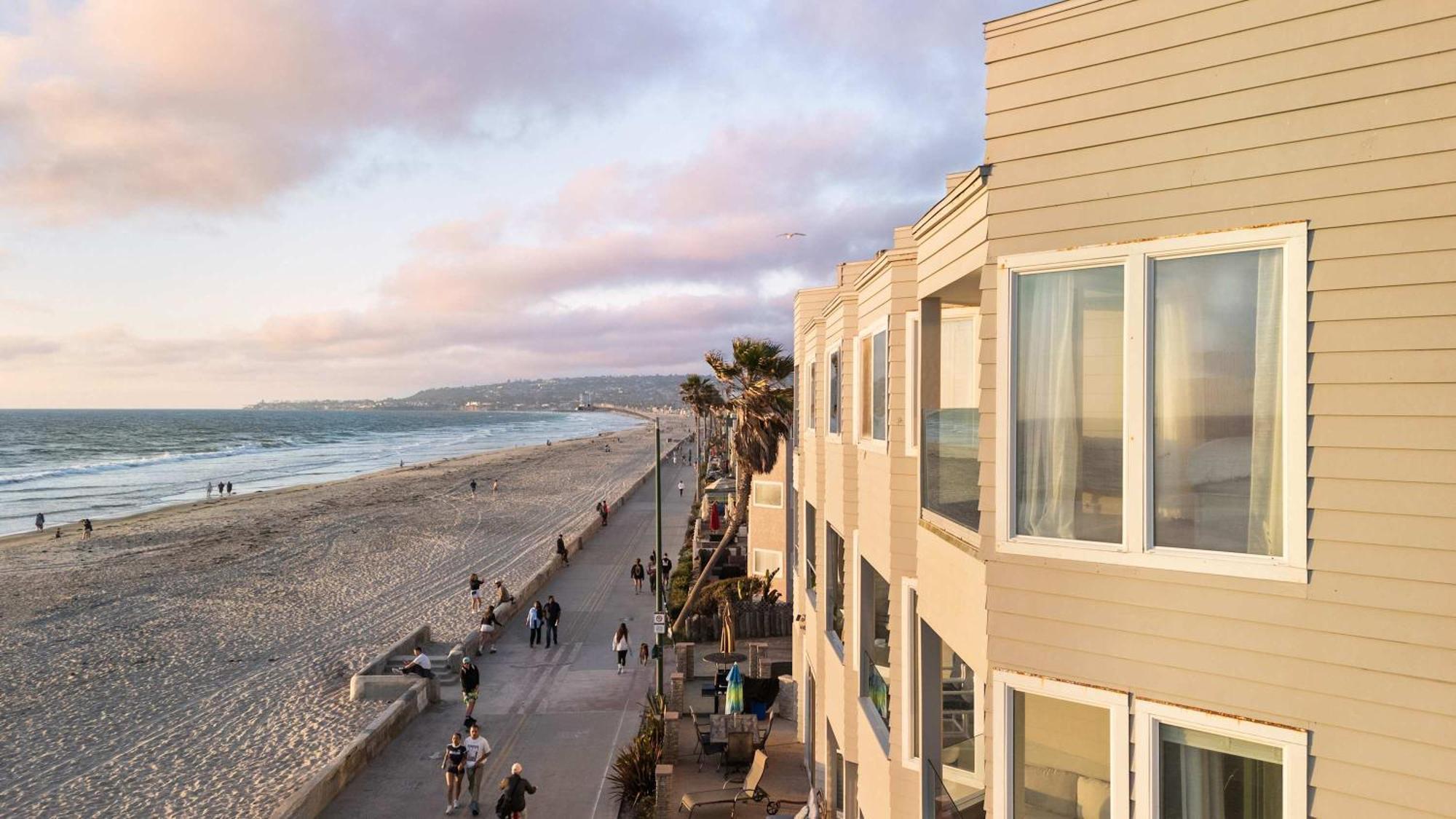 Mission Oceanfront 2br Holiday home San Diego
