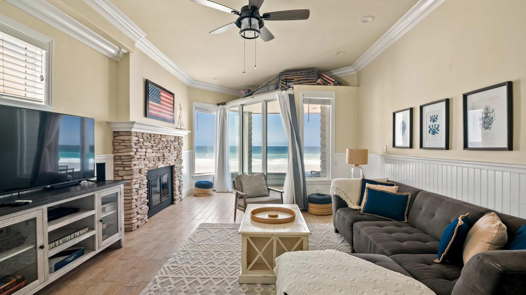 Mission Oceanfront 2br San Diego
